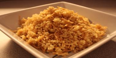 Şehriyeli Bulgur Pilavı Tarifi ve Malzemeleri Şehriyeli Bulgur Pilavı